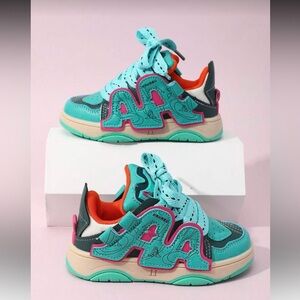 Size 1 Graffiti Non-slip Sneakers